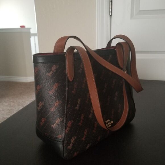 Coach Tote 27 Horse Carriage - Picture 3 of 10